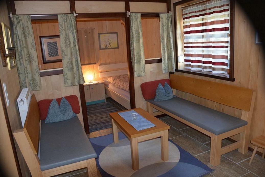 Ferienwohnung Irmgard Хауценберг Екстериор снимка