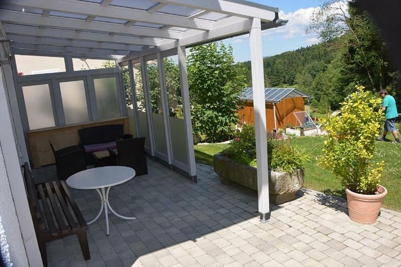 Ferienwohnung Irmgard Хауценберг Екстериор снимка